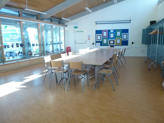 Table and chairs in the Discovery Room in Oriel y Parc