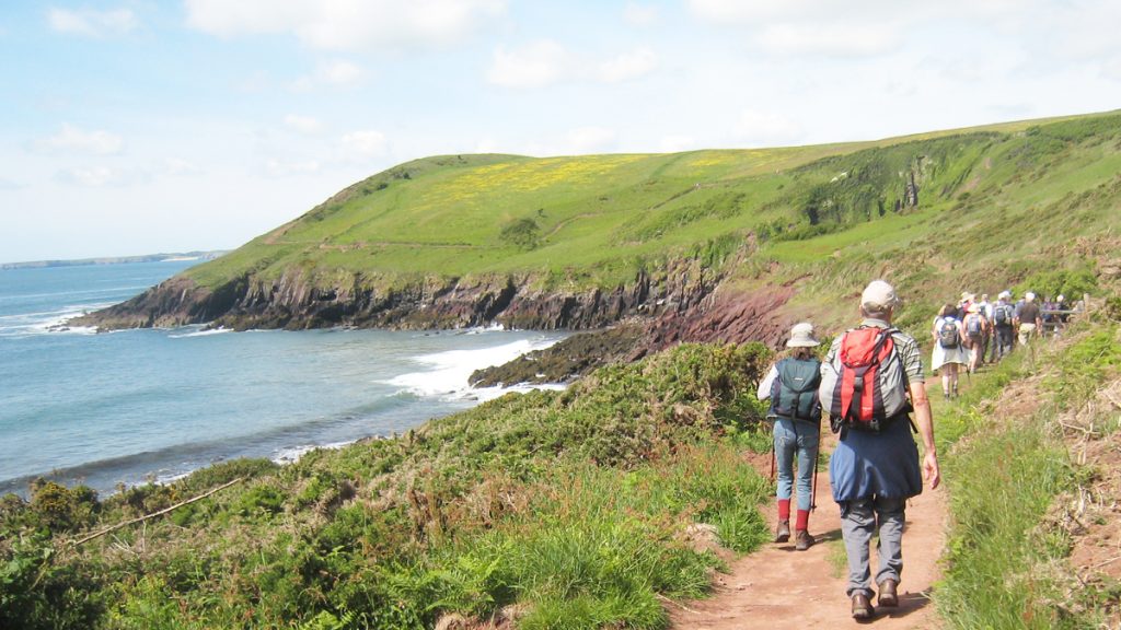 Walkers near Swanlake Bay