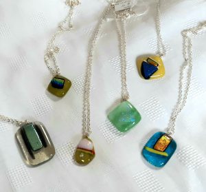 Glass Jewellery by Toni Marrinerar