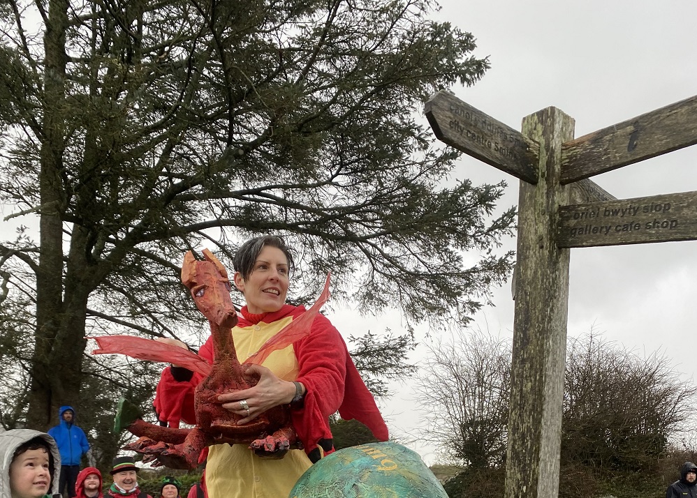 Dragon Parade at Oriel y arc